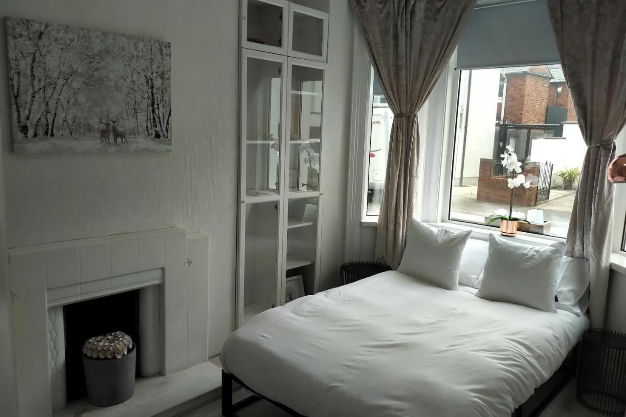 Aunty Katie'S House, Ni Tourist Board Certified With Free Continental Breakfast Apartment Belfast Exterior photo