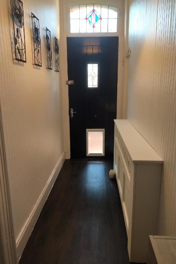 Aunty Katie'S House, Ni Tourist Board Certified With Free Continental Breakfast Apartment Belfast Exterior photo