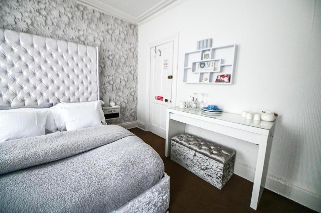 Aunty Katie'S House, Ni Tourist Board Certified With Free Continental Breakfast Apartment Belfast Exterior photo